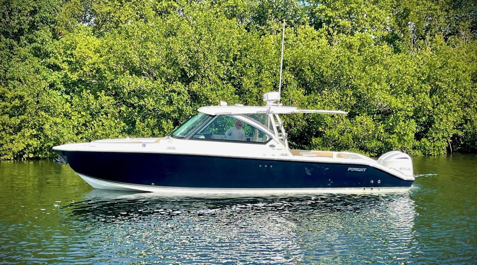 Sea Mi Amor — 2018 · 32' · Pre-Owned