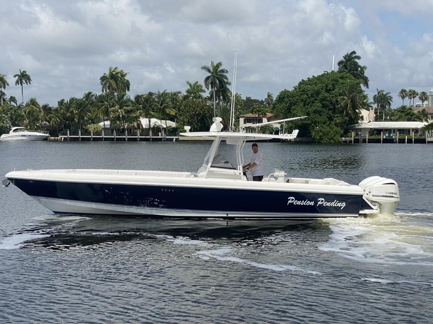 PENSION PENDING — 2006 · 37' · Pre-Owned