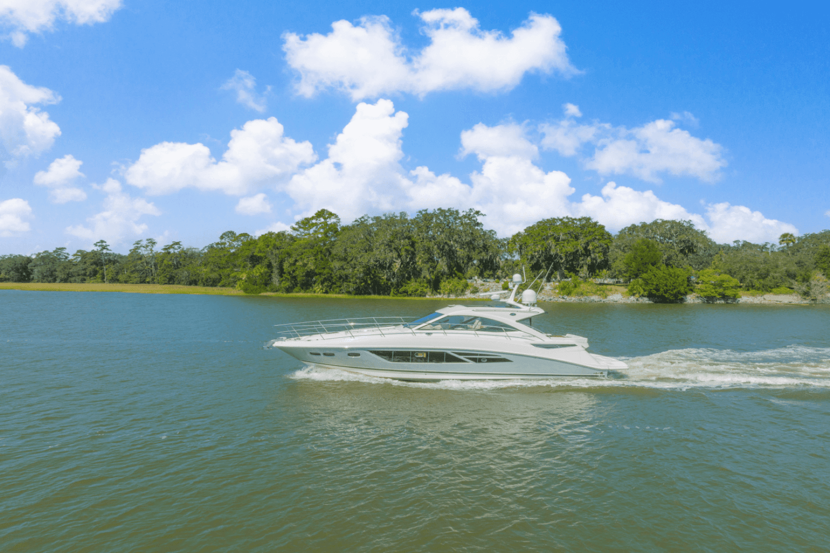 2013 Sea Ray 510 SUNDANCER — 2013 · 50' · Pre-Owned