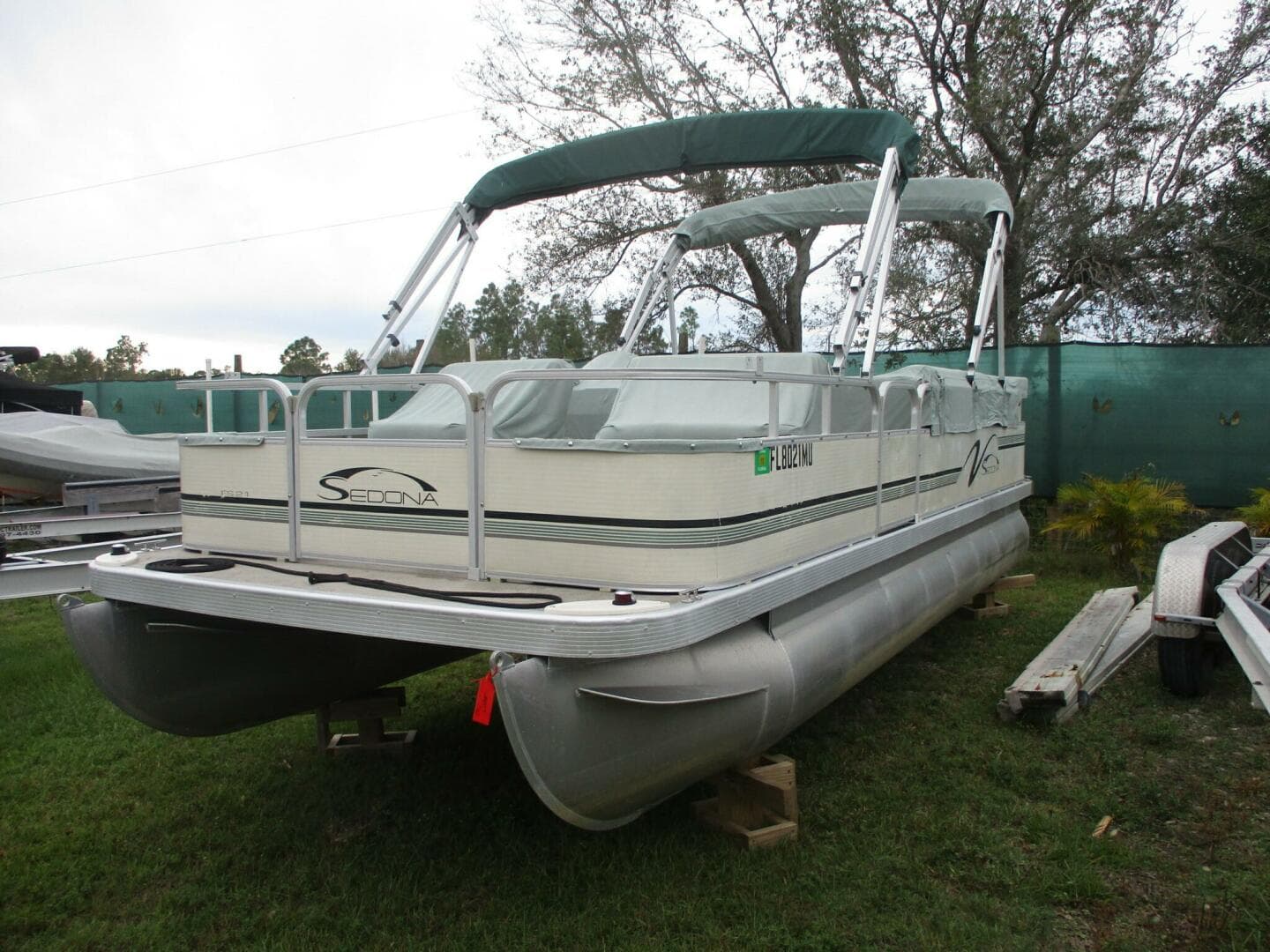 2005 Bennington — 2005 · 21' · Pre-Owned
