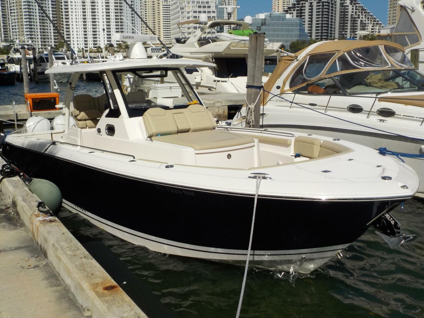 LGB — 2019 · 36' · 1 Cabin · Pre-Owned