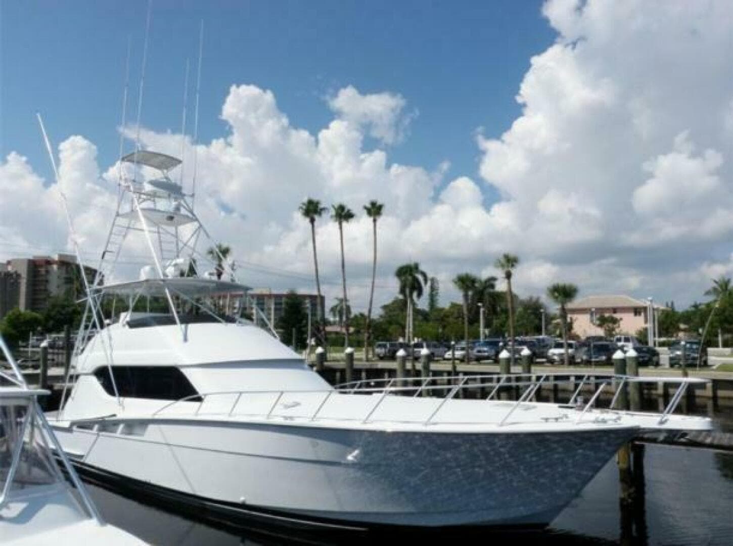 Aguamala — 1998 · 60' · 3 Cabins · Pre-Owned