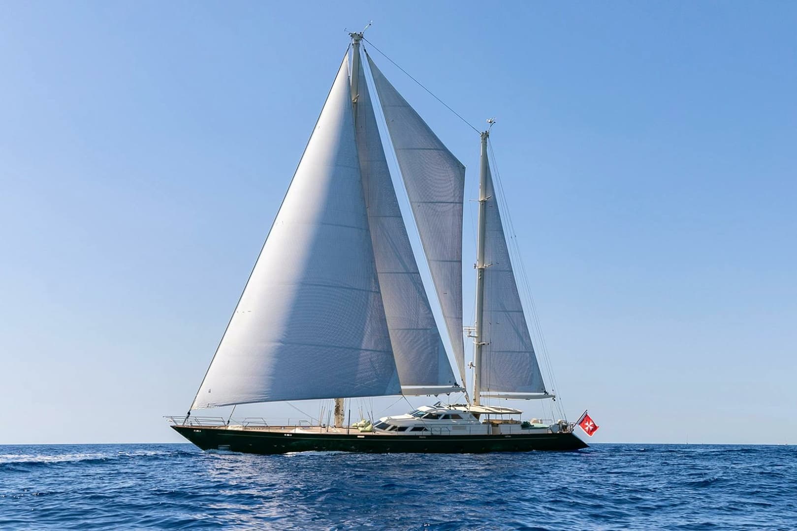 NORFOLK STAR — 1996 · 121' · 3 Cabins · Pre-Owned