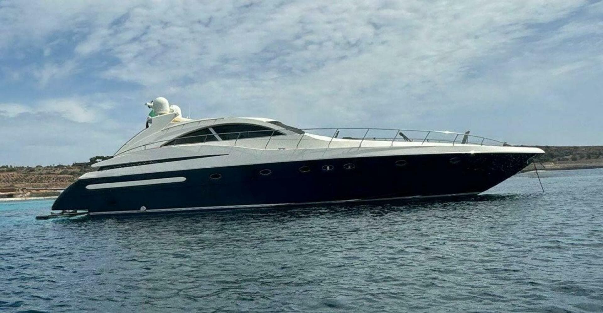 NAM — 1999 · 73' · 3 Cabins · Pre-Owned