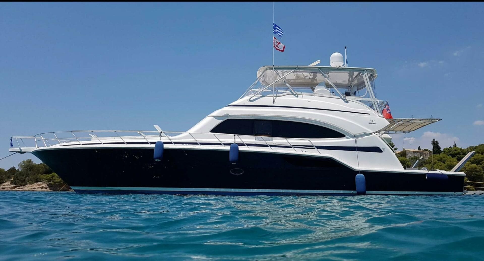 Bouki — 2006 · 67' · 4 Cabins · Pre-Owned