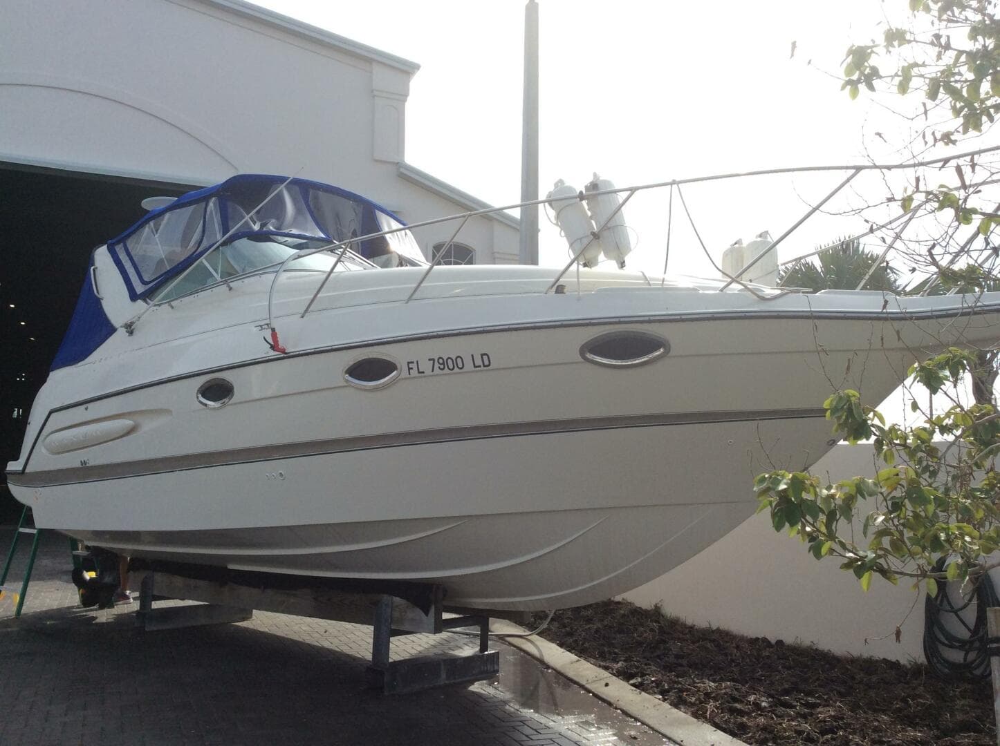 2000 Maxum — 2000 · 30' · Pre-Owned