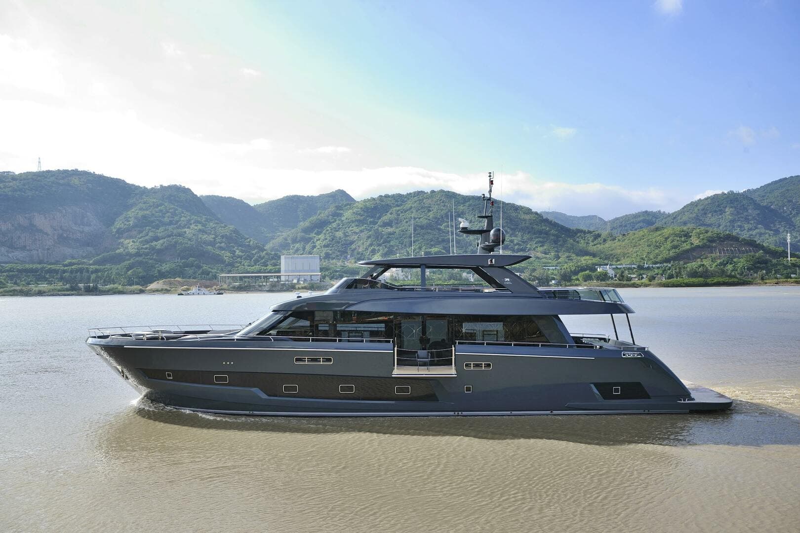 ALLEGRO FLYBRIDGE 98 — 2027 · 98' · 4 Cabins · Pre-Owned