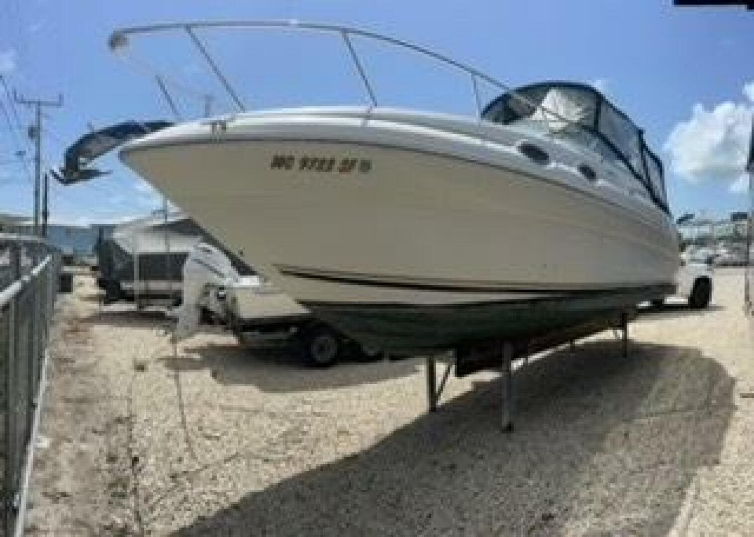 PJ’s Party — 2001 · 28' · 1 Cabin · Pre-Owned