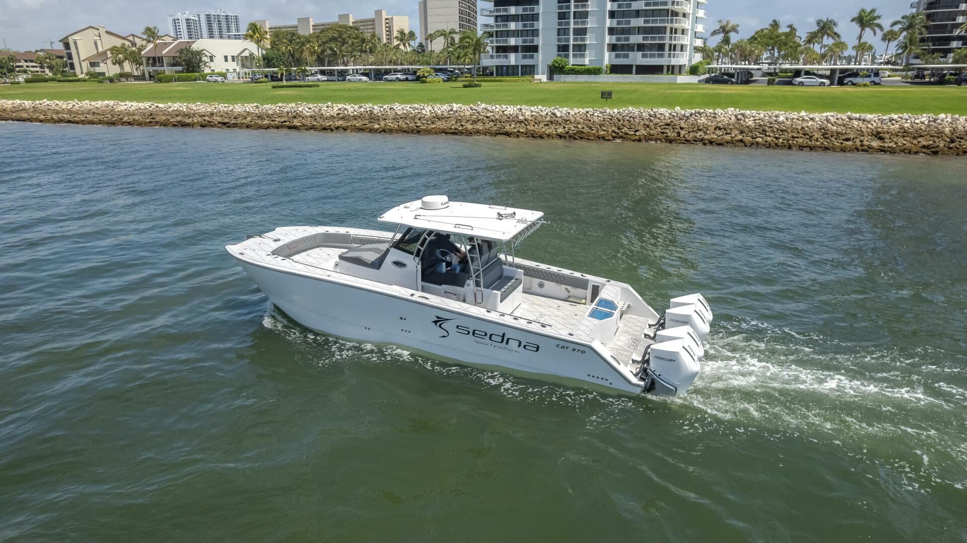 New Build — 2025 · 37' · 1 Cabin · New