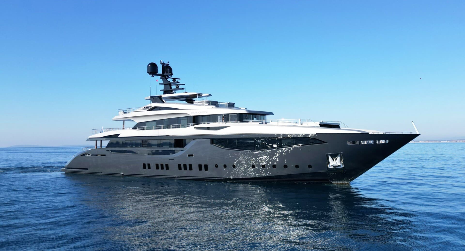 Provocateur — 2016 · 164' · 6 Cabins · Pre-Owned