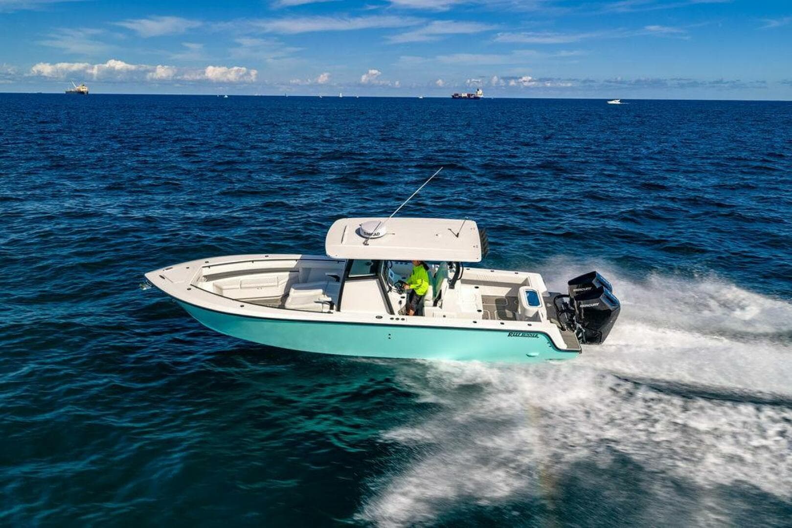 2026 Reef Runner 340 — 2026 · 34' · New