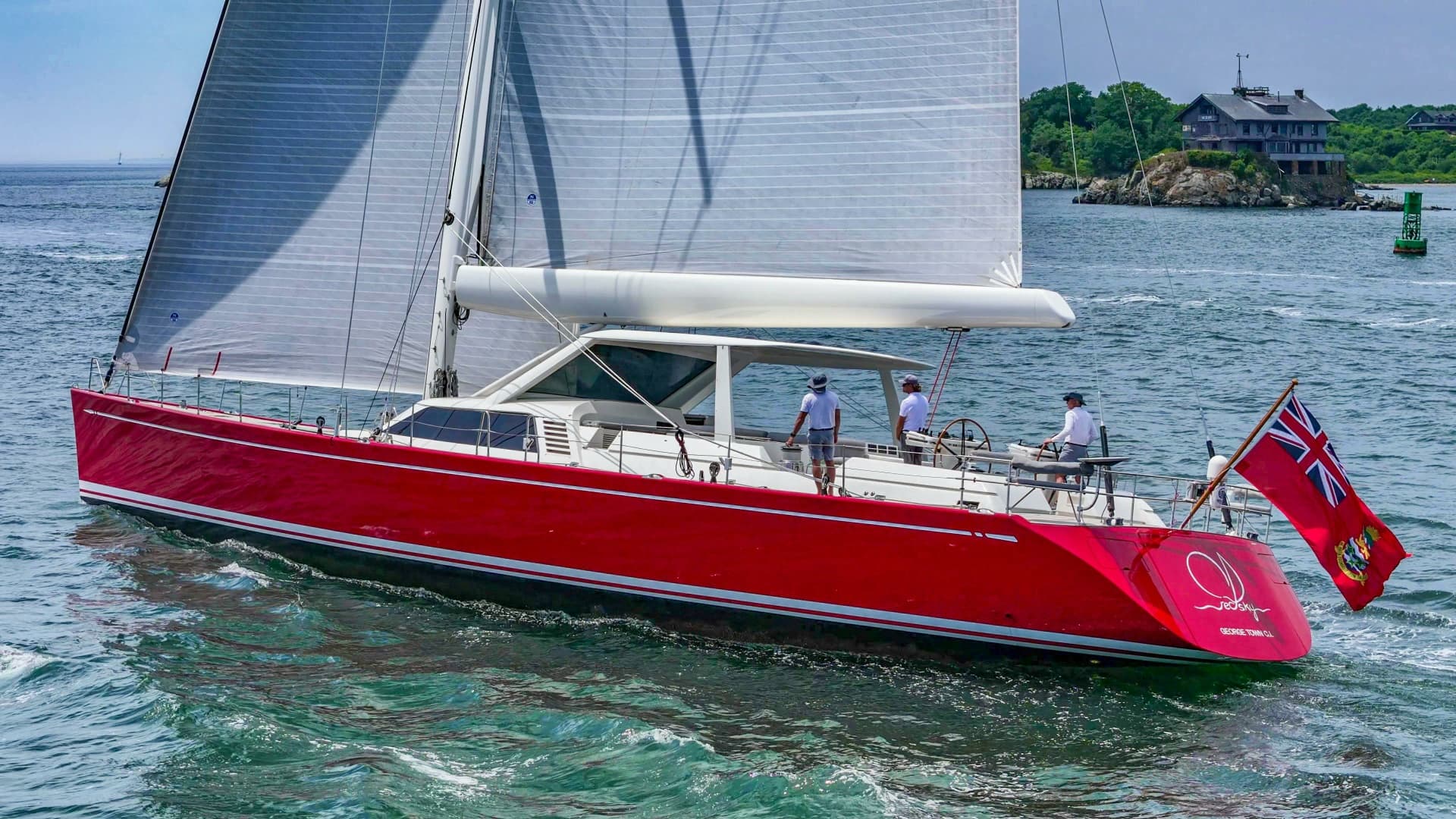 RED SKY — 2003 · 100' · 3 Cabins · Pre-Owned