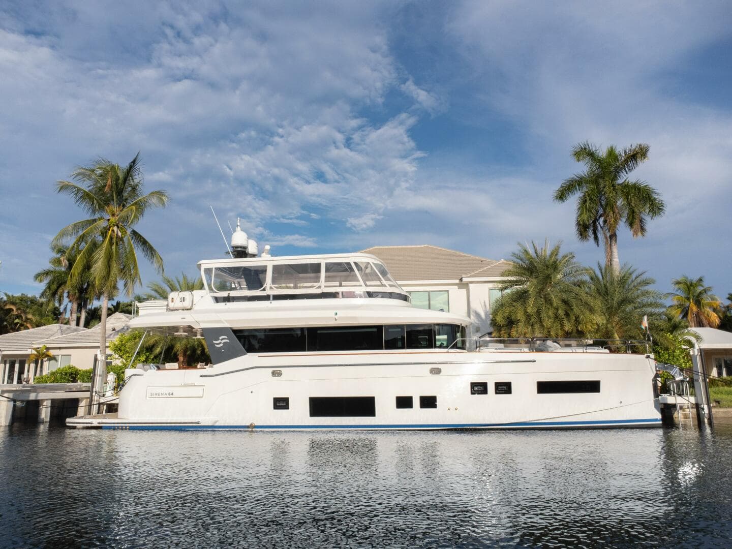 FANTASEA — 2020 · 68' · 3 Cabins · Pre-Owned