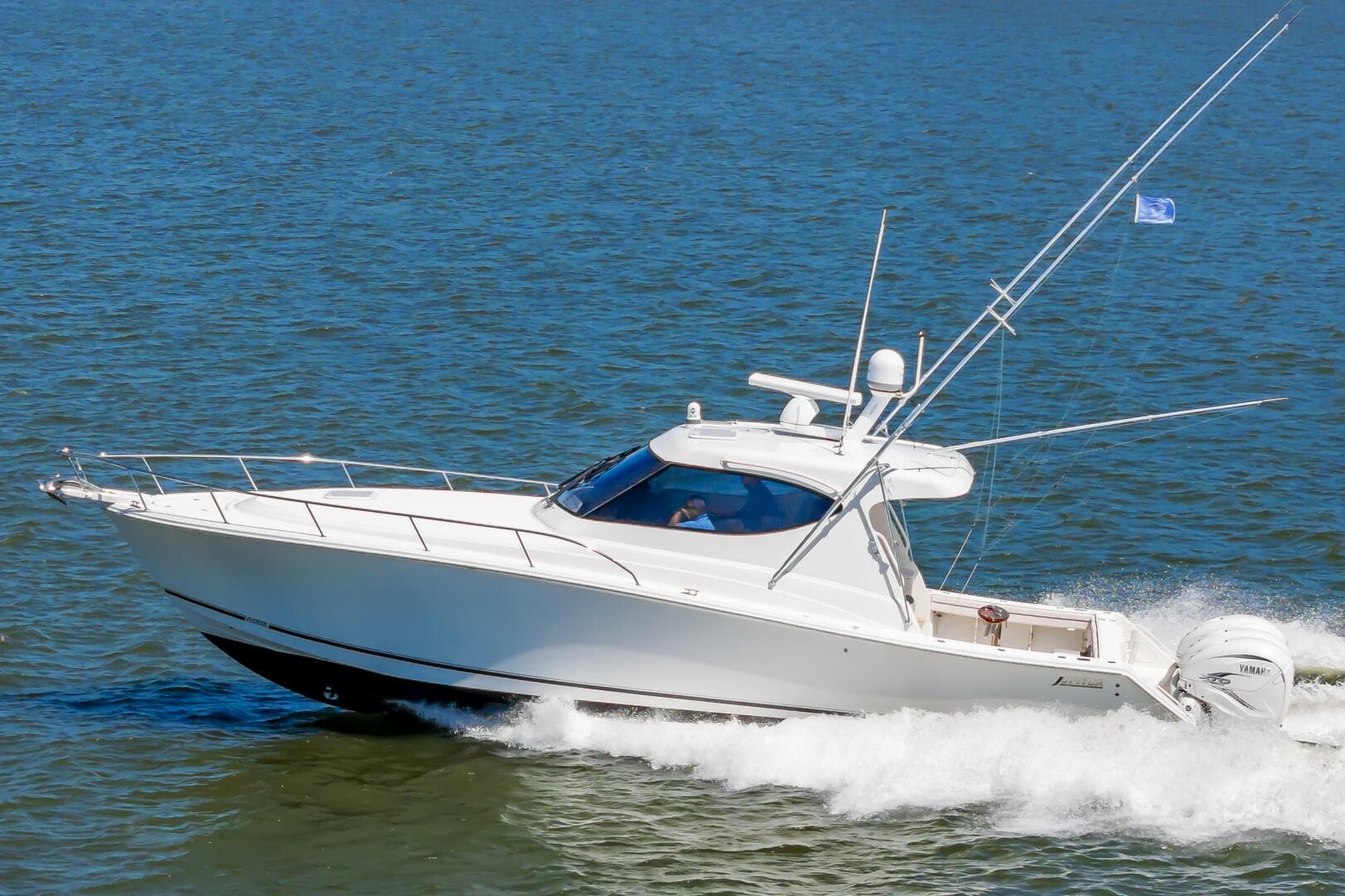 Surf Rider — 2014 · 40' · 1 Cabin · Pre-Owned