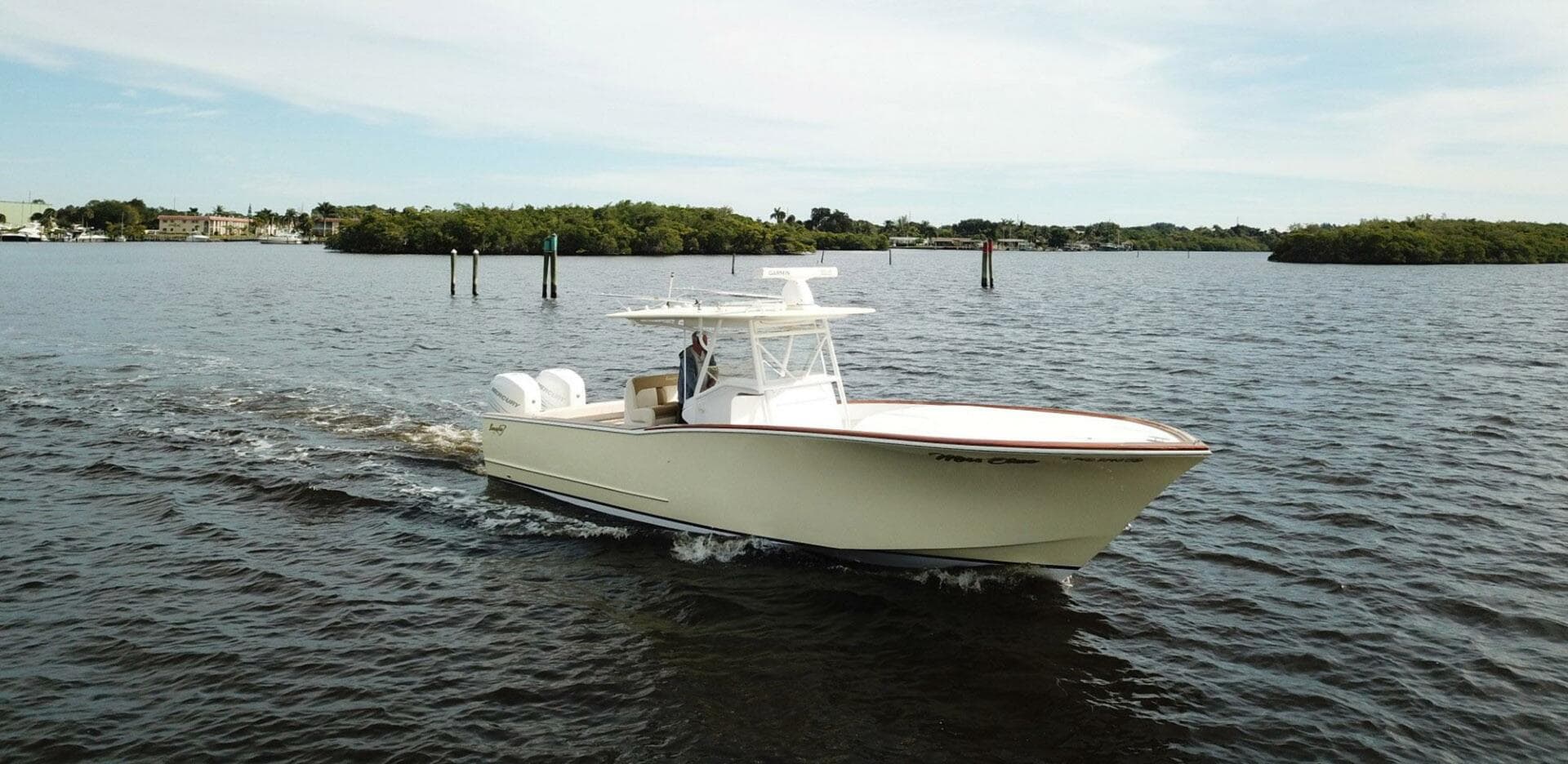 DASHER — 2009 · 34' · 1 Cabin · Pre-Owned