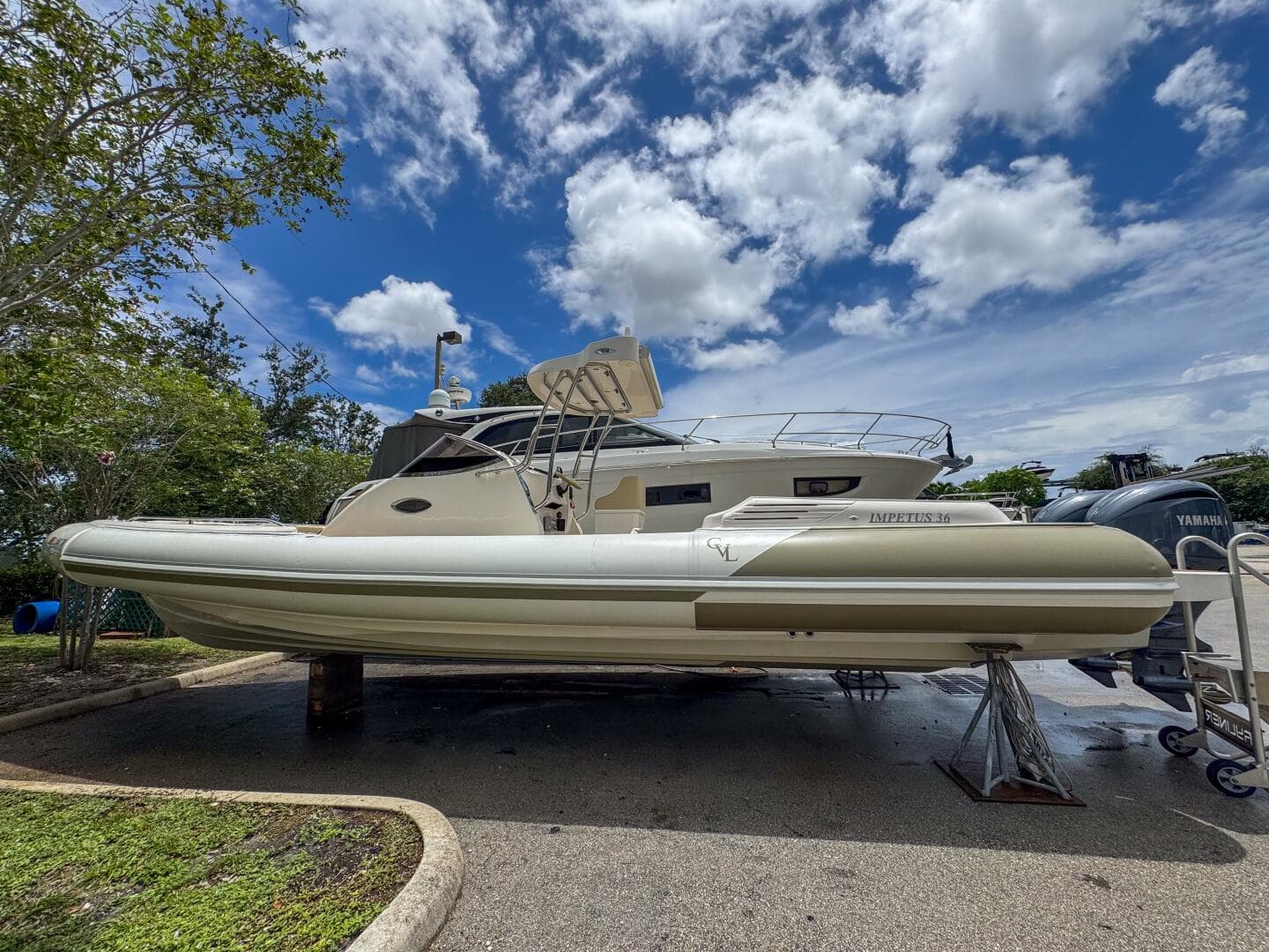 2023 Tender Impetus 36 — 2023 · 35' · 1 Cabin · New