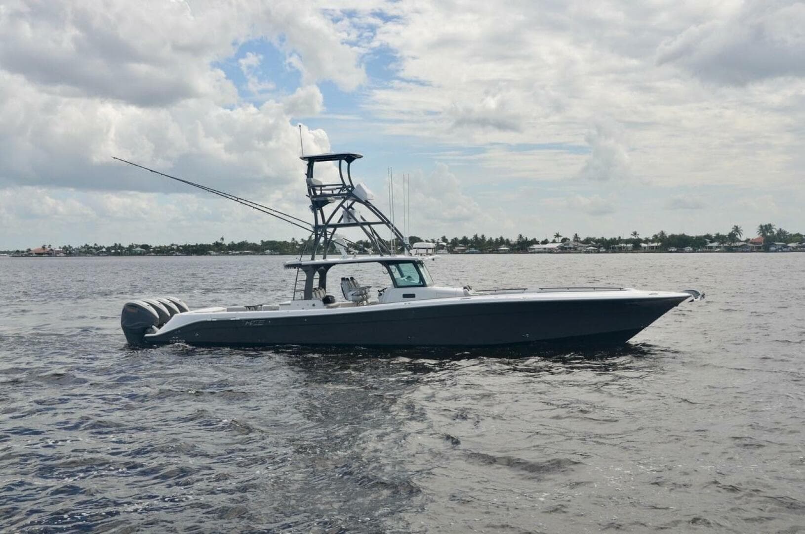 Title Wave — 2020 · 53' · 1 Cabin · Pre-Owned