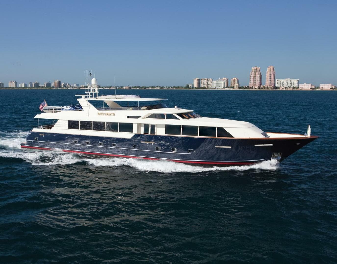 TRUE NORTH — 2000 · 118' · 4 Cabins · Pre-Owned