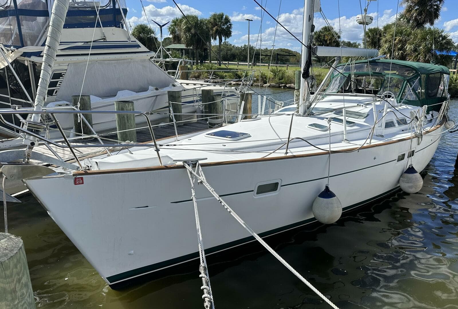Fleetwing — 2004 · 43' · 2 Cabins · Pre-Owned