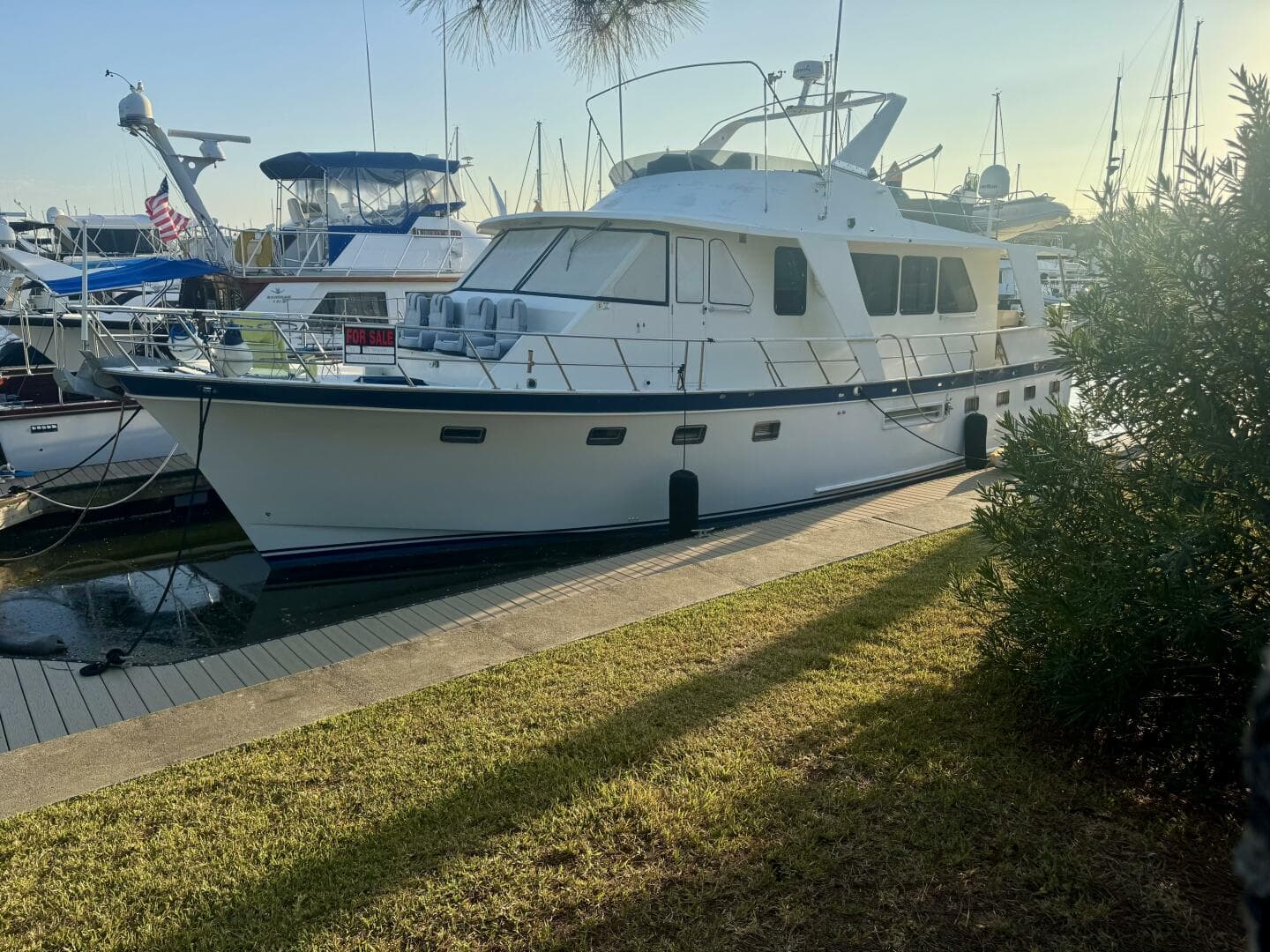 Gods Favor — 1986 · 52' · 3 Cabins · Pre-Owned
