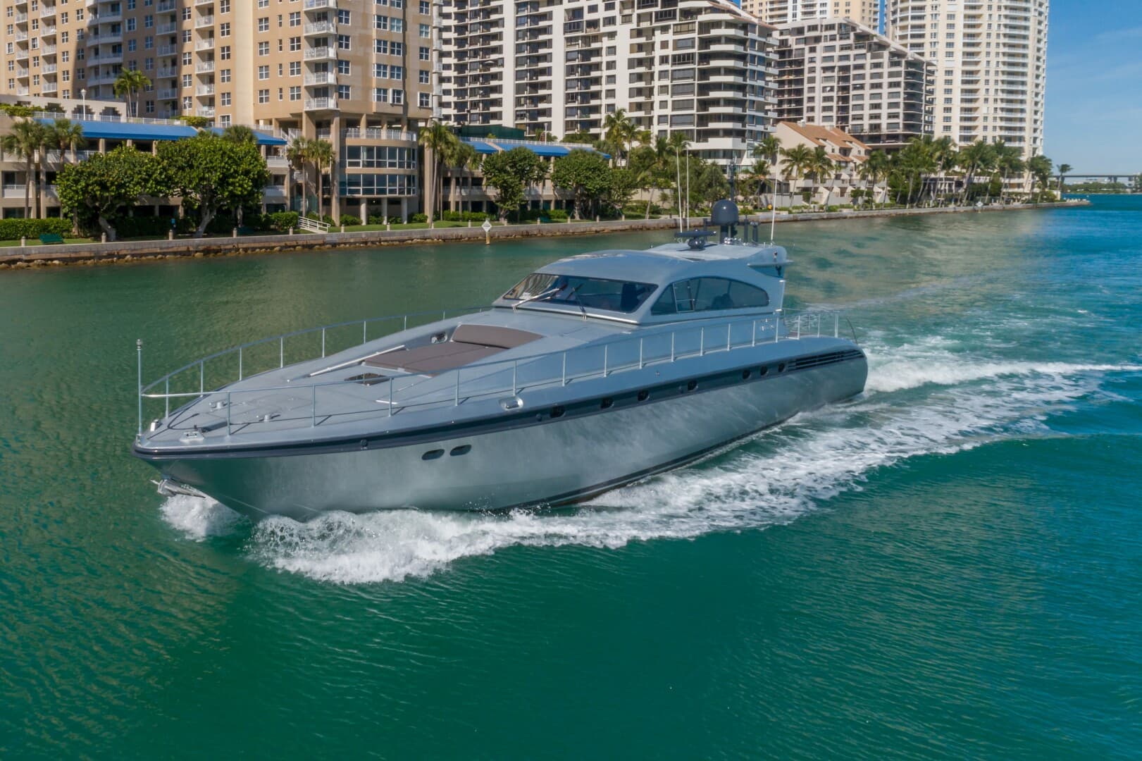Happy One — 2007 · 75' · 3 Cabins · Pre-Owned
