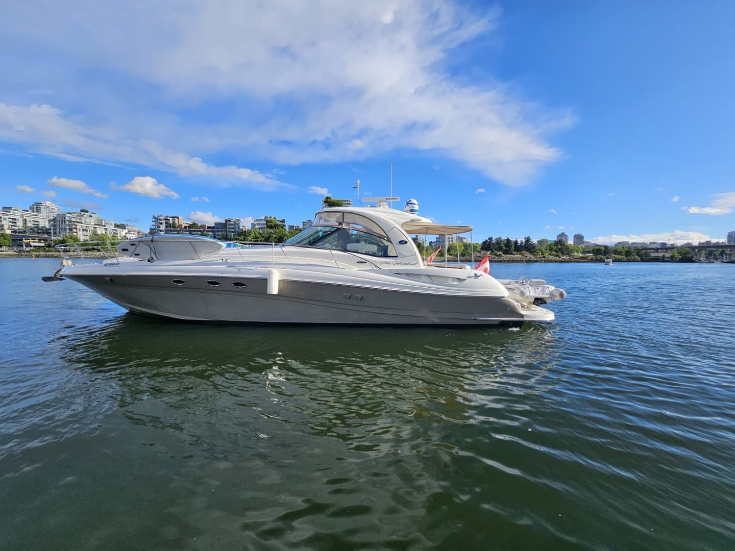 2005 Sea Ray — 2005 · 54' · 2 Cabins · Pre-Owned