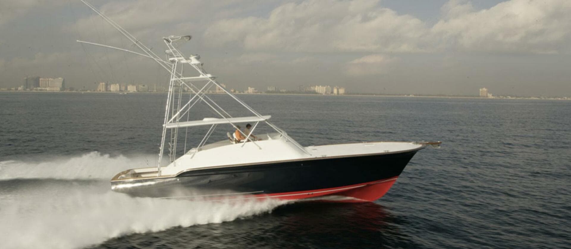 2027 Buddy Davis Davis 52 Express — 2027 · 52' · 1 Cabin · New