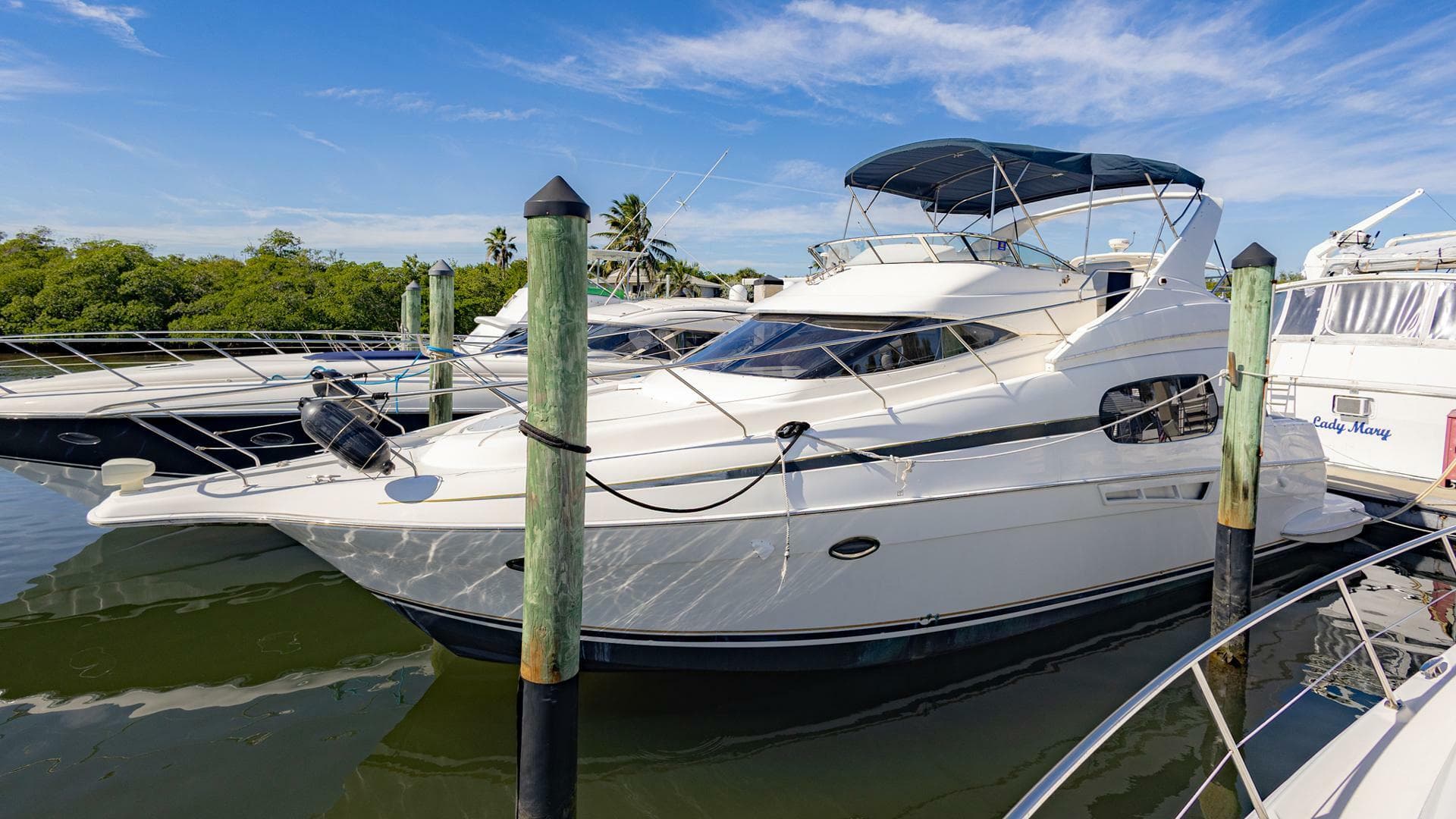 Blue Sapphire — 2001 · 46' · 2 Cabins · Pre-Owned