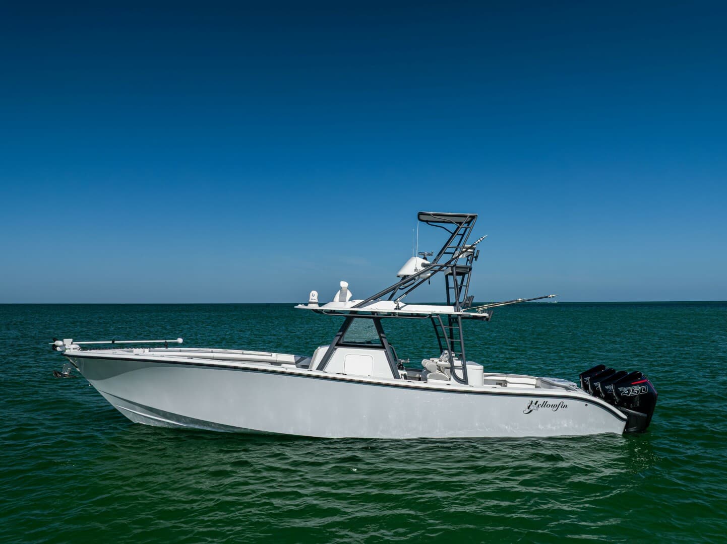 2023 Yellowfin — 2023 · 39' · Pre-Owned