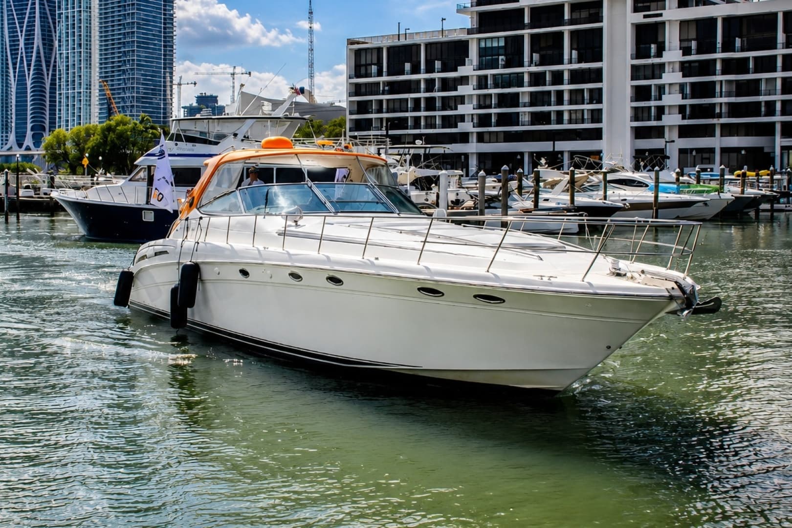 2000 Sea Ray — 2000 · 54' · Pre-Owned