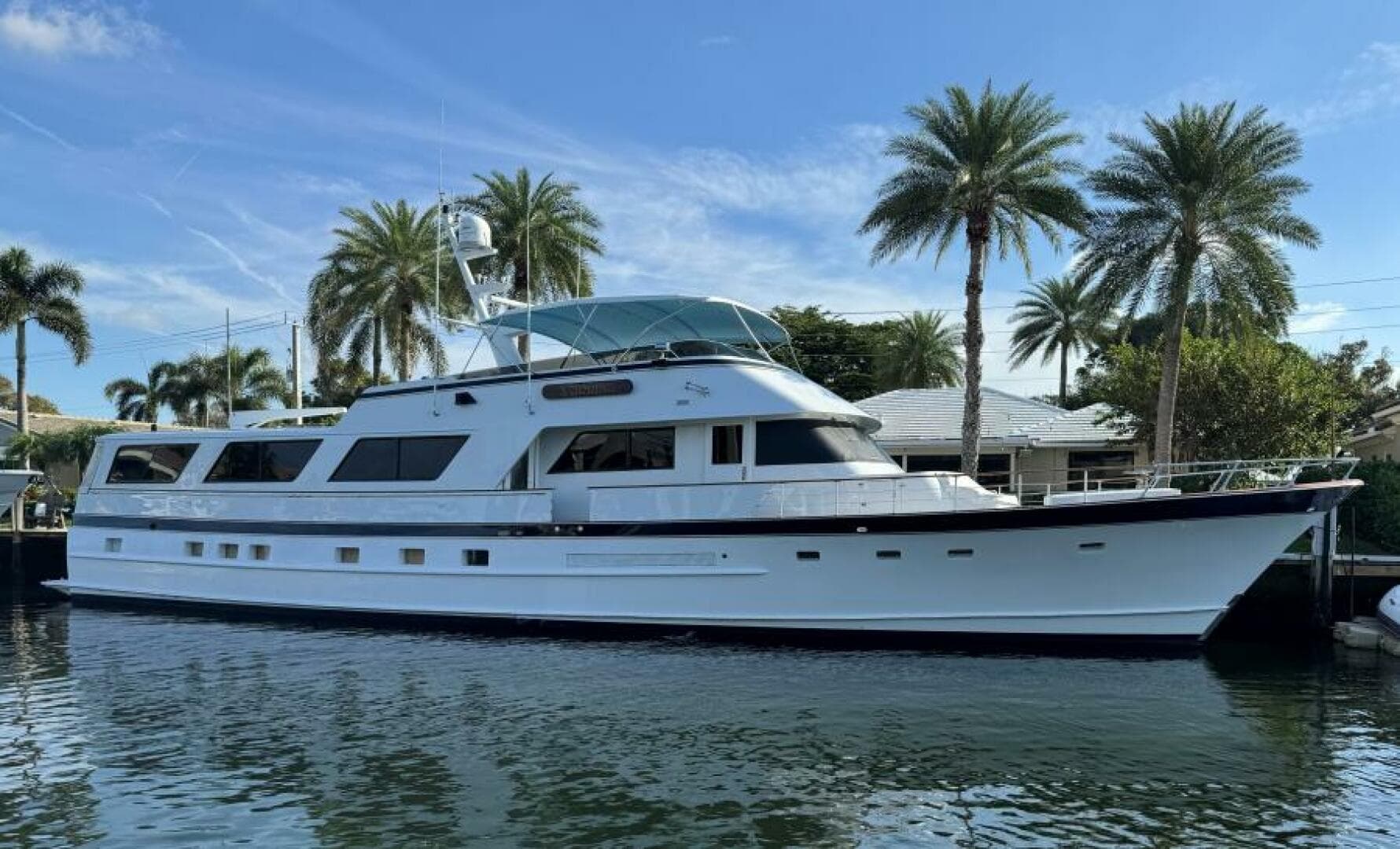 SHEPSL X — 1986 · 87' · 3 Cabins · Pre-Owned