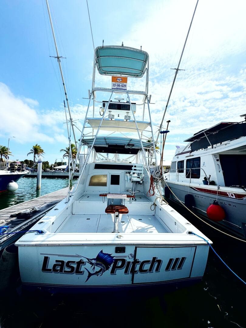 Last Pitch — 1963 · 31' · 1 Cabin · Pre-Owned