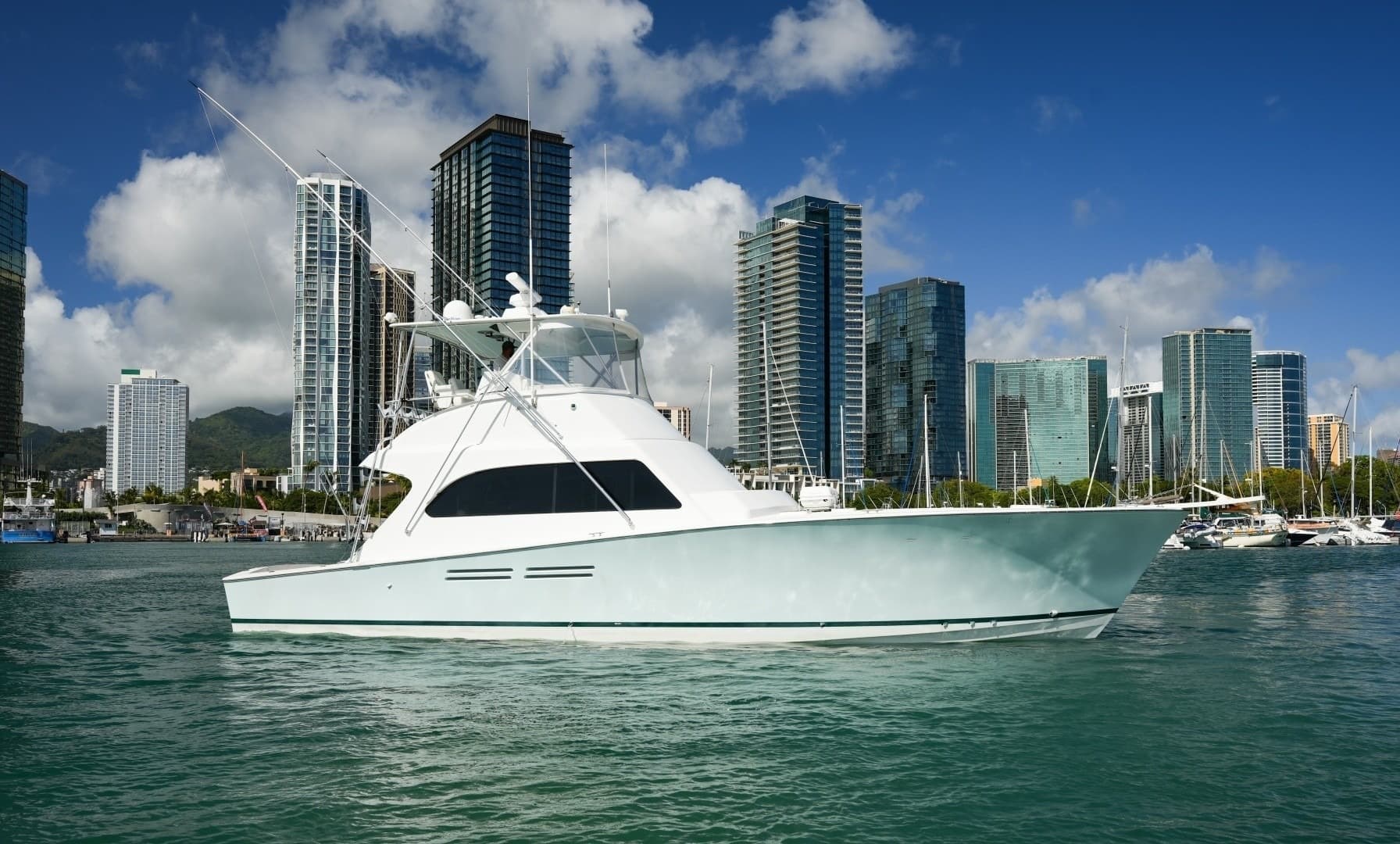 Limitless — 1998 · 50' · 3 Cabins · Pre-Owned
