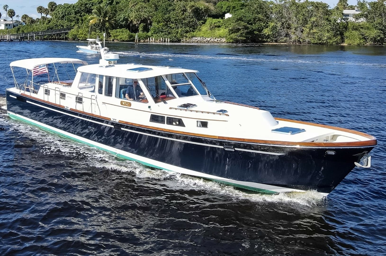 INDIGO — 2000 · 60' · 2 Cabins · Pre-Owned