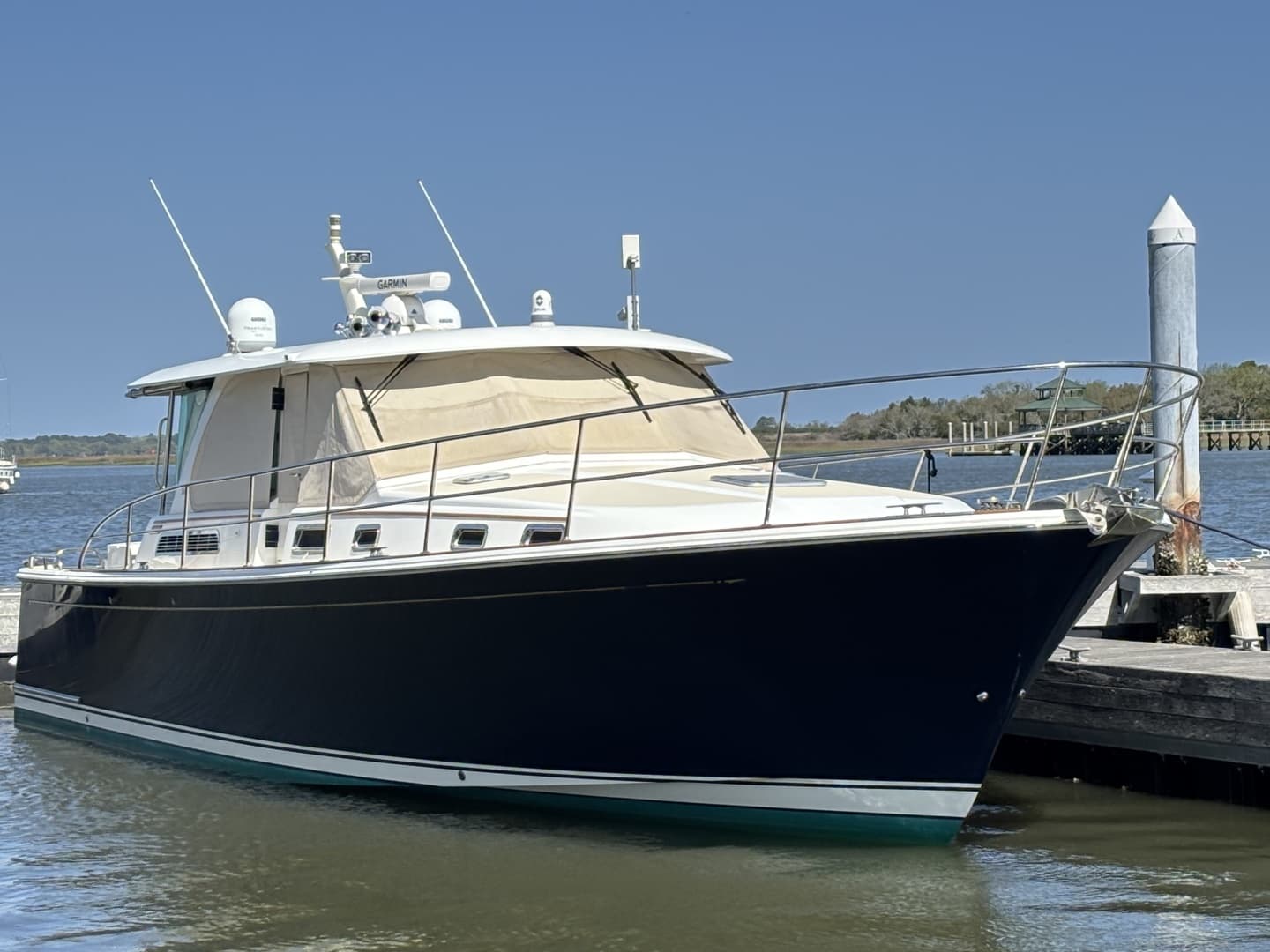 2019 Sabre 45 Express — 2019 · 49' · Pre-Owned