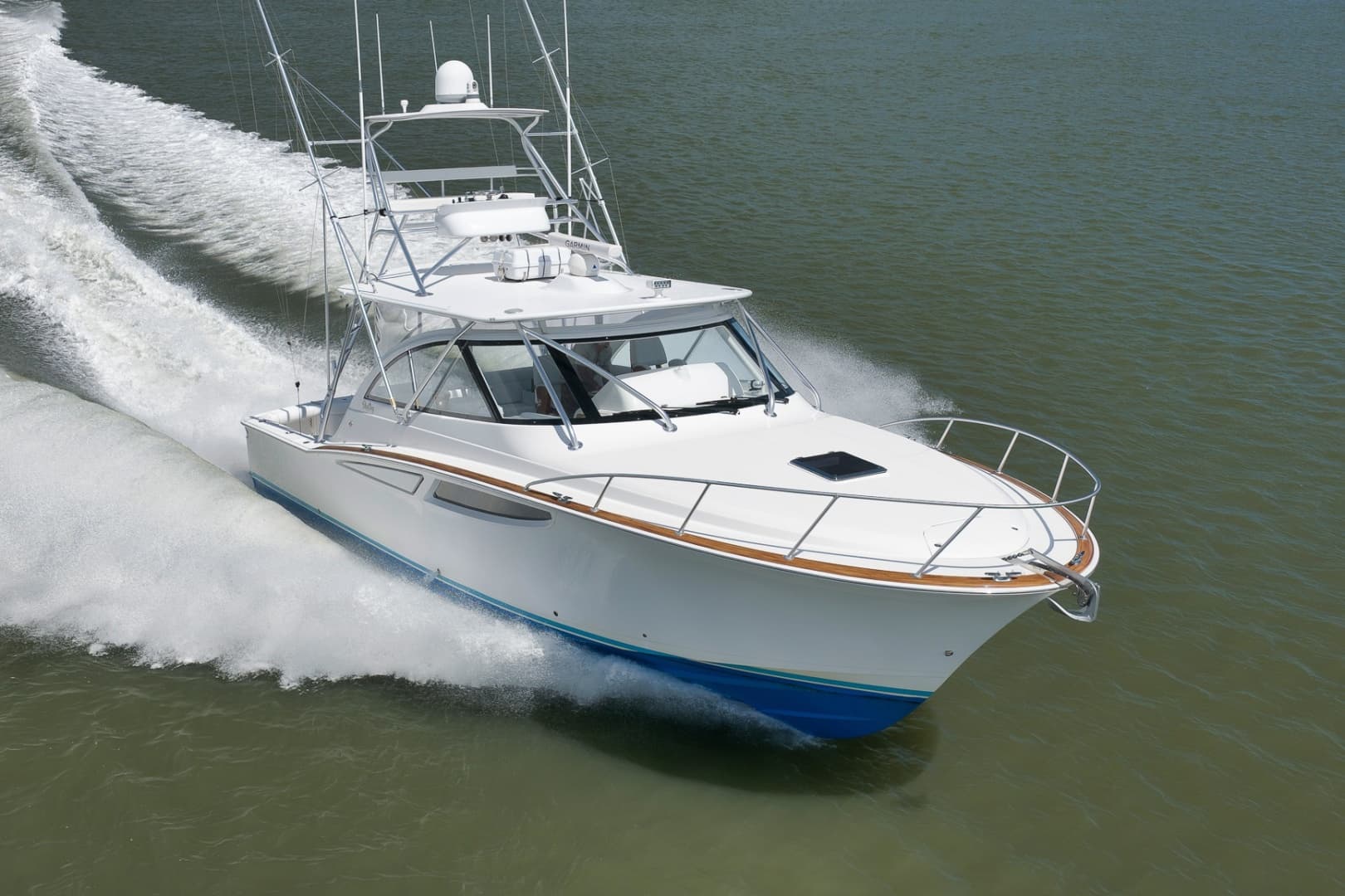 Happy Ours — 2022 · 42' · 1 Cabin · Pre-Owned
