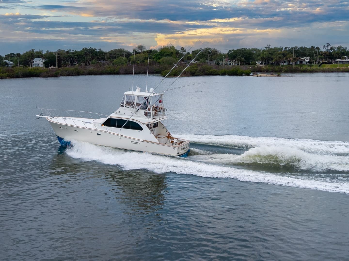 Fish Tales — 1982 · 46' · 2 Cabins · Pre-Owned