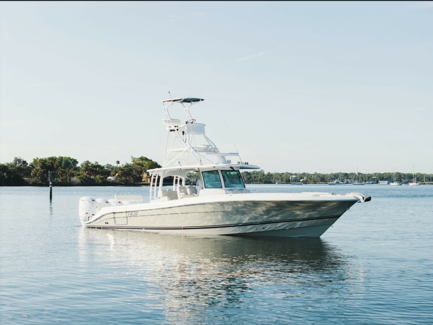 LONG N STRONG — 2019 · 42' · Pre-Owned
