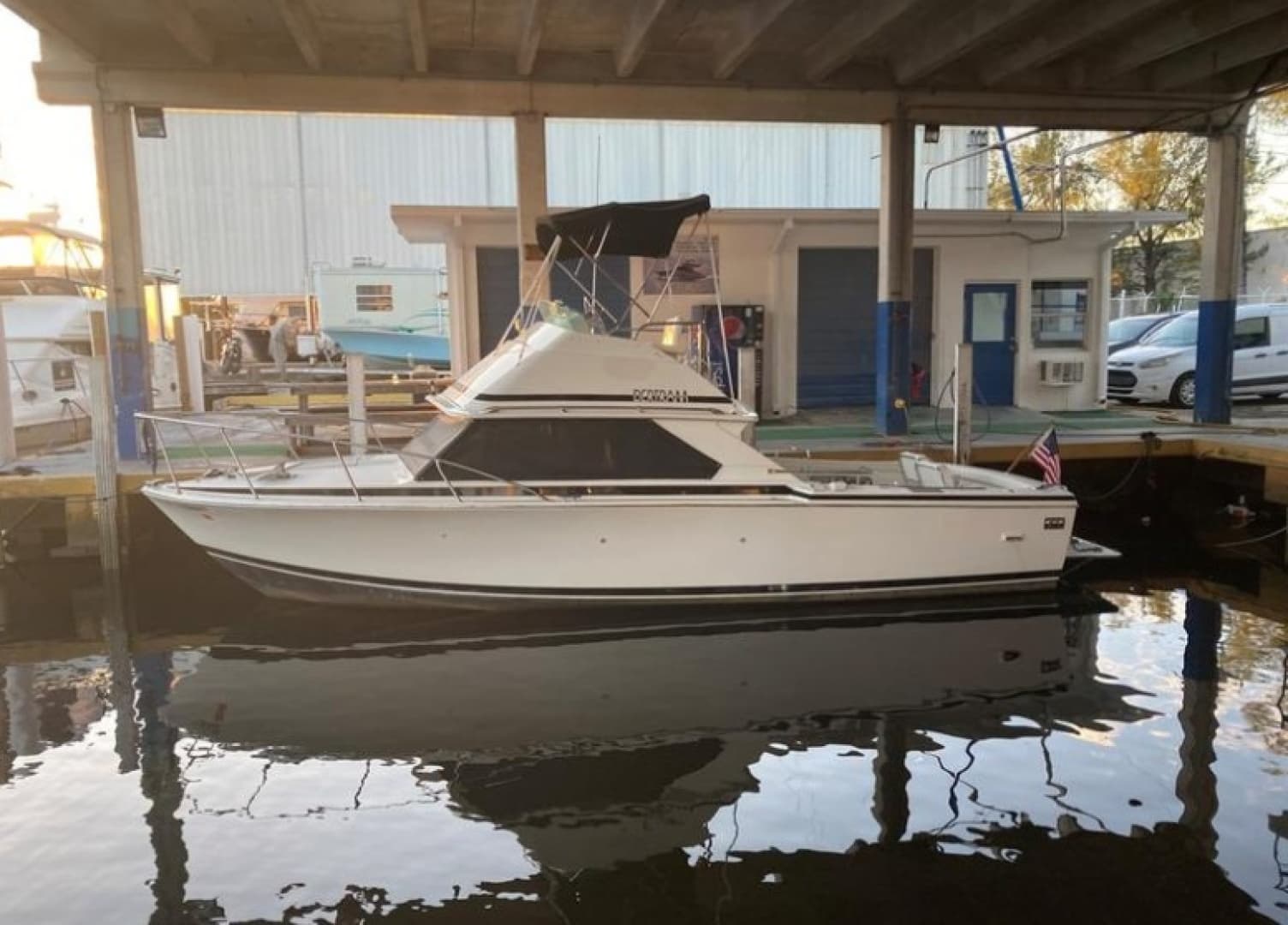 1987 Bertram 28 Sport Fly Fish — 1987 · 28' · Pre-Owned