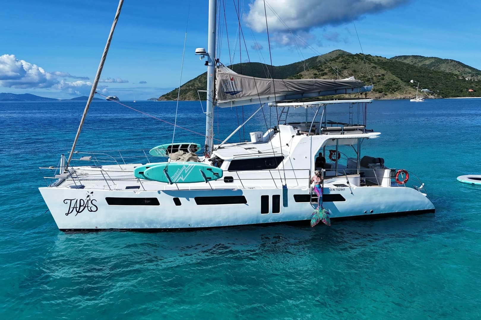 Tapas — 2023 · 57' · 5 Cabins · Pre-Owned