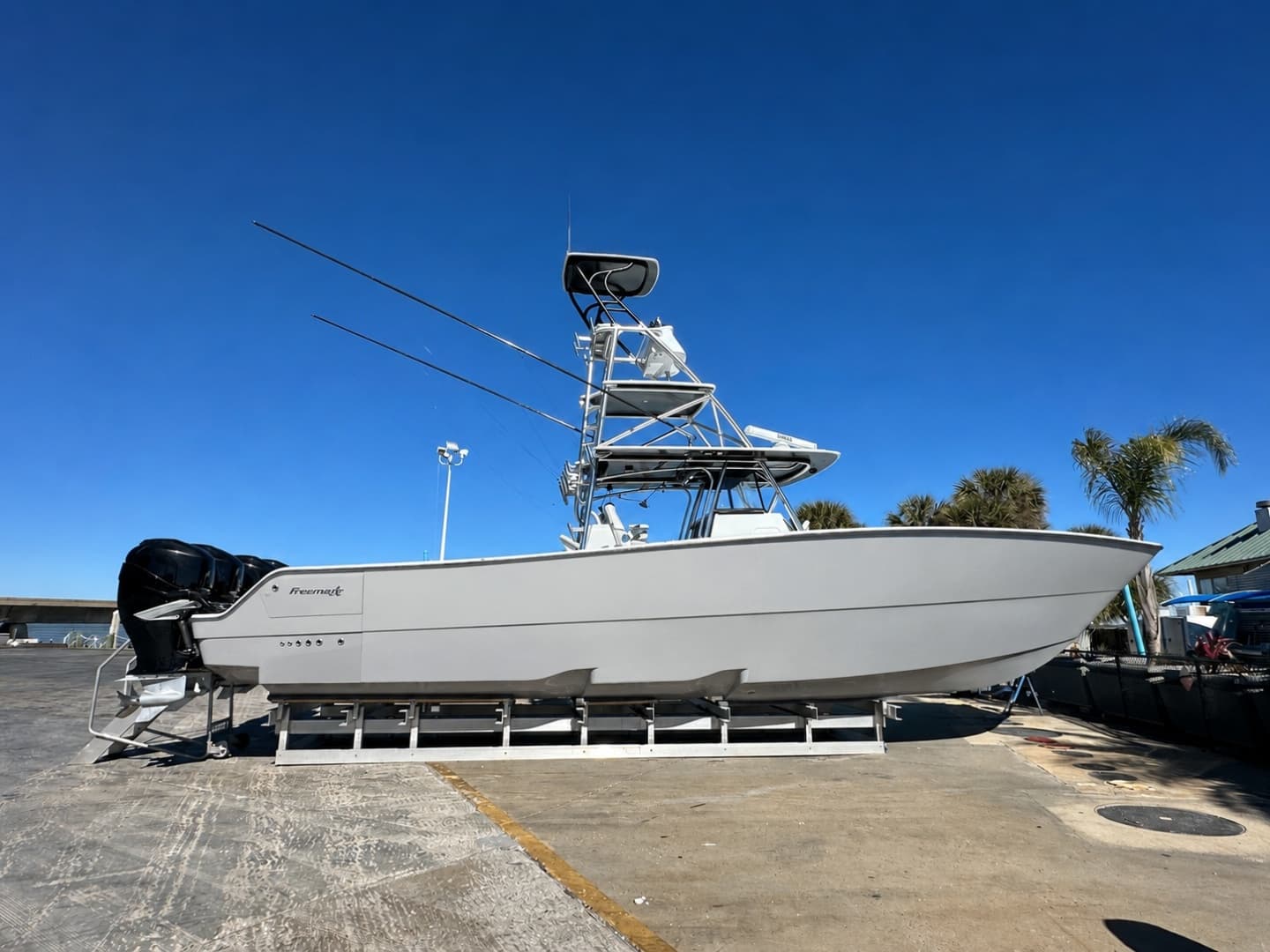2023 Freeman 42 LR — 2023 · 42' · Pre-Owned