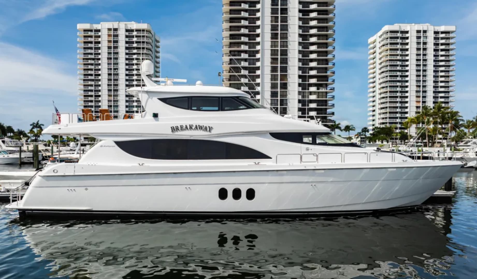 Breakaway — 2012 · 80' · 4 Cabins · Pre-Owned