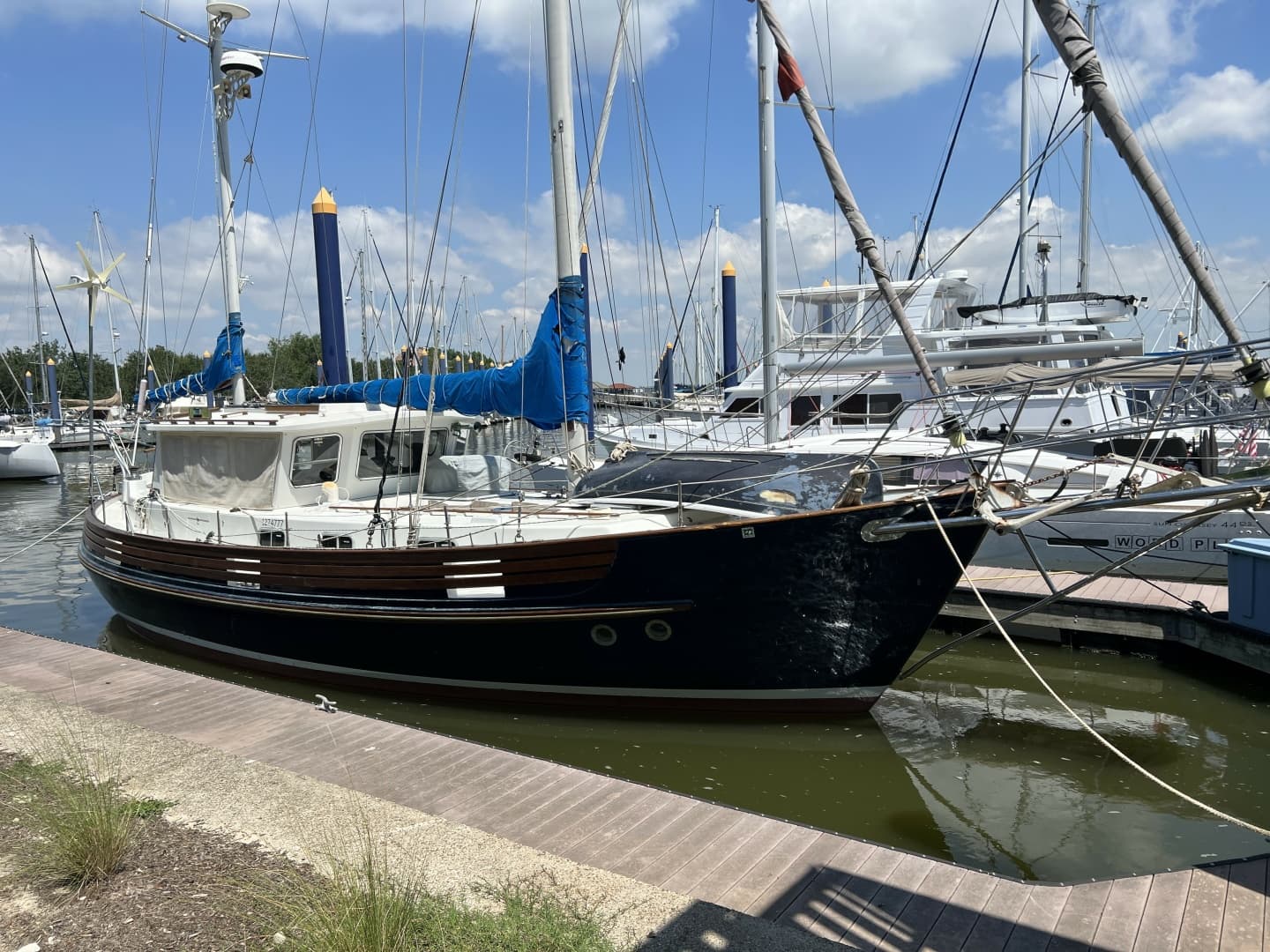 Yankee Clipper — 1977 · 51' · 3 Cabins · Pre-Owned