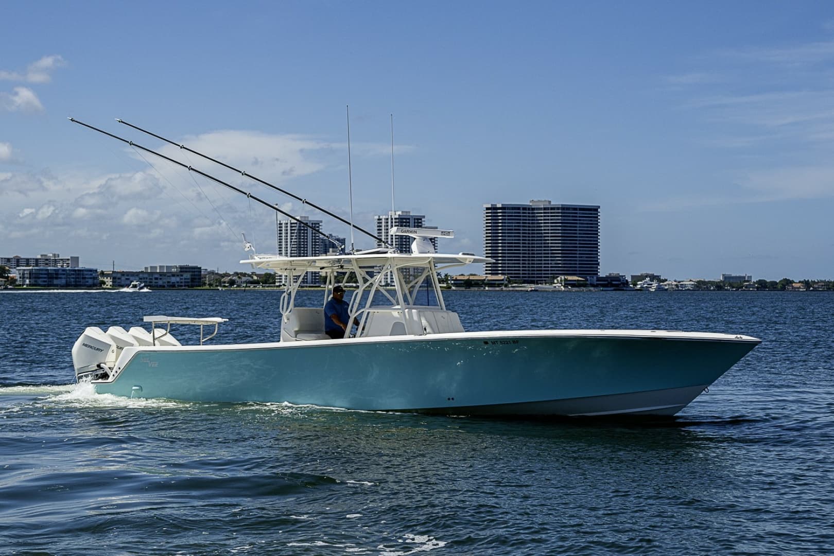 HARD BILLS — 2023 · 39' · Pre-Owned