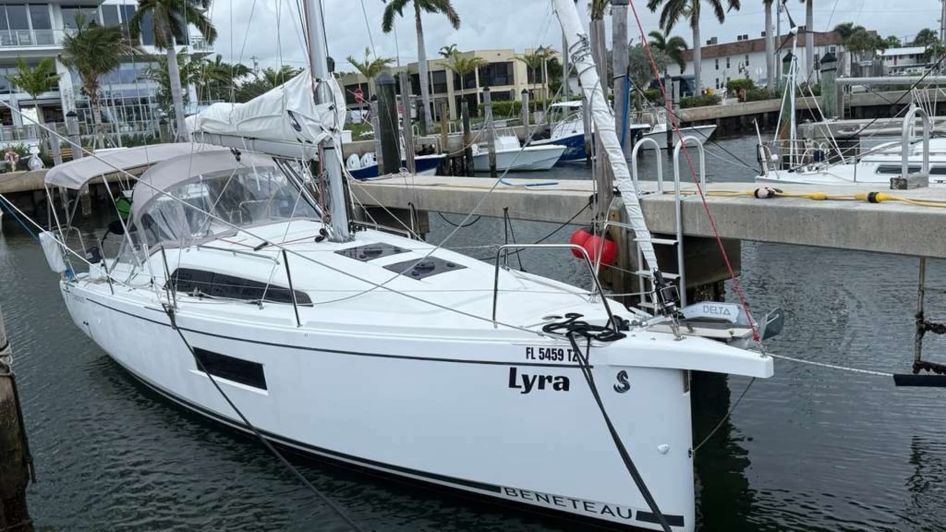 2024 Beneteau Oceanis 30.1 — 2024 · 31' · 2 Cabins · Pre-Owned