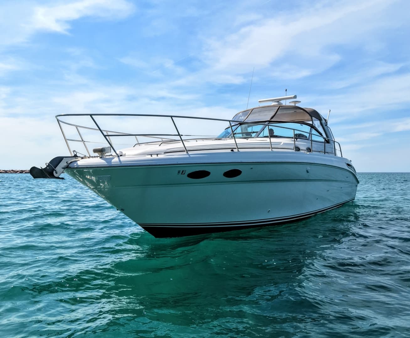 Hydro Therapy — 1999 · 37' · Pre-Owned