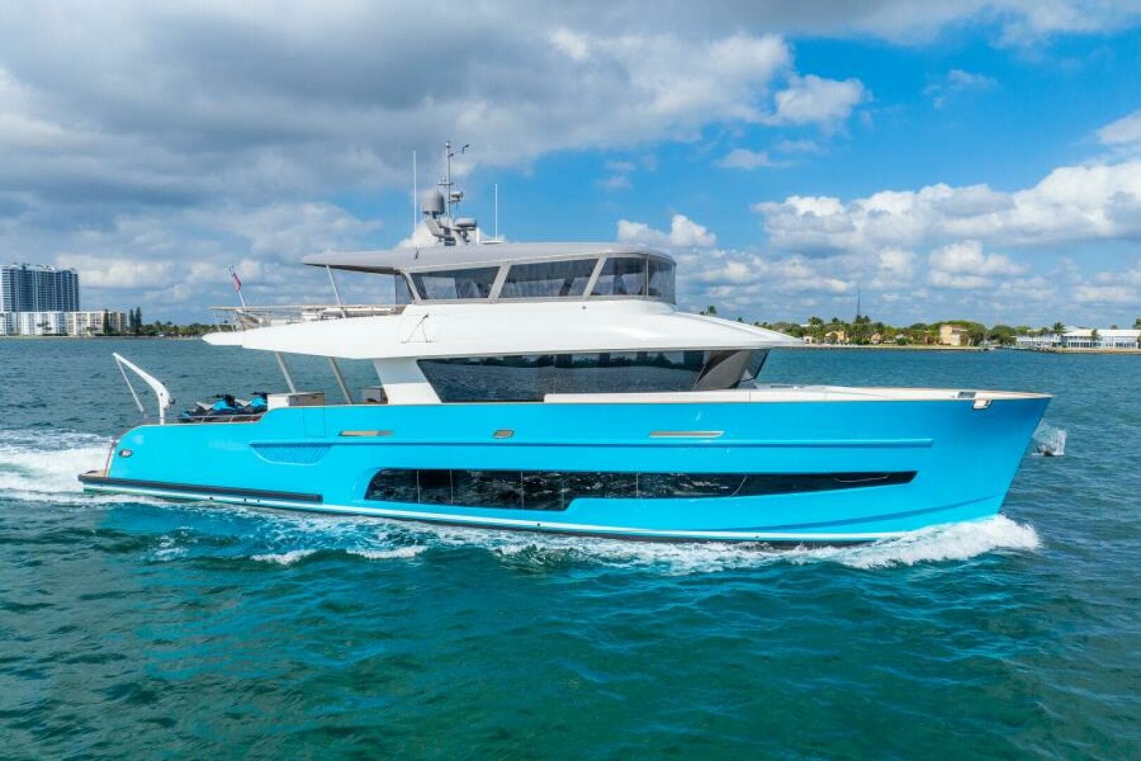LADY SADIE — 2019 · 90' · 4 Cabins · Pre-Owned