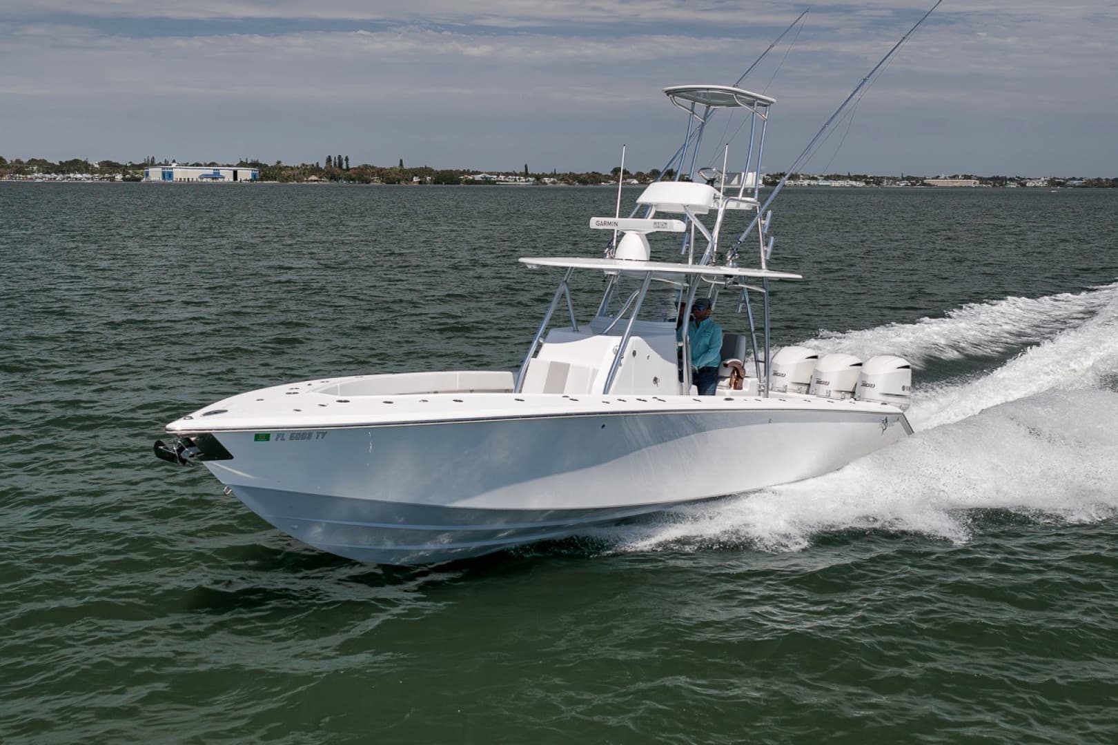2025 Custom Island Runner/Marquesa — 2025 · 34' · Pre-Owned