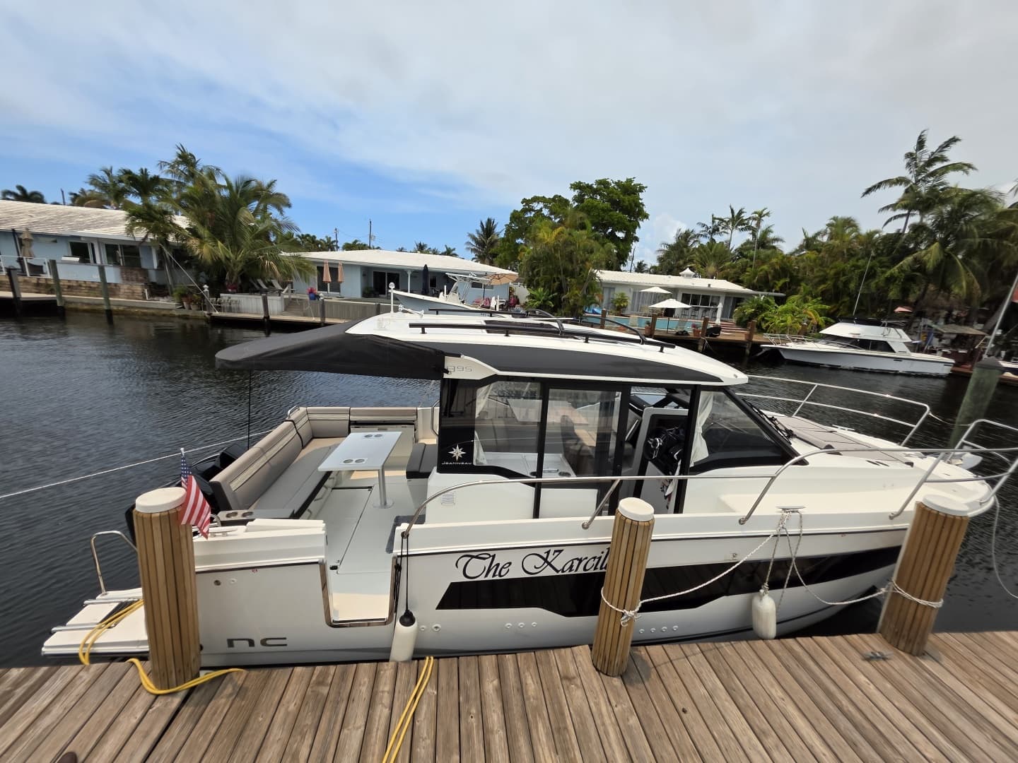 2025 Jeanneau NC 895 Series 2 — 2025 · 29' · 2 Cabins · Pre-Owned