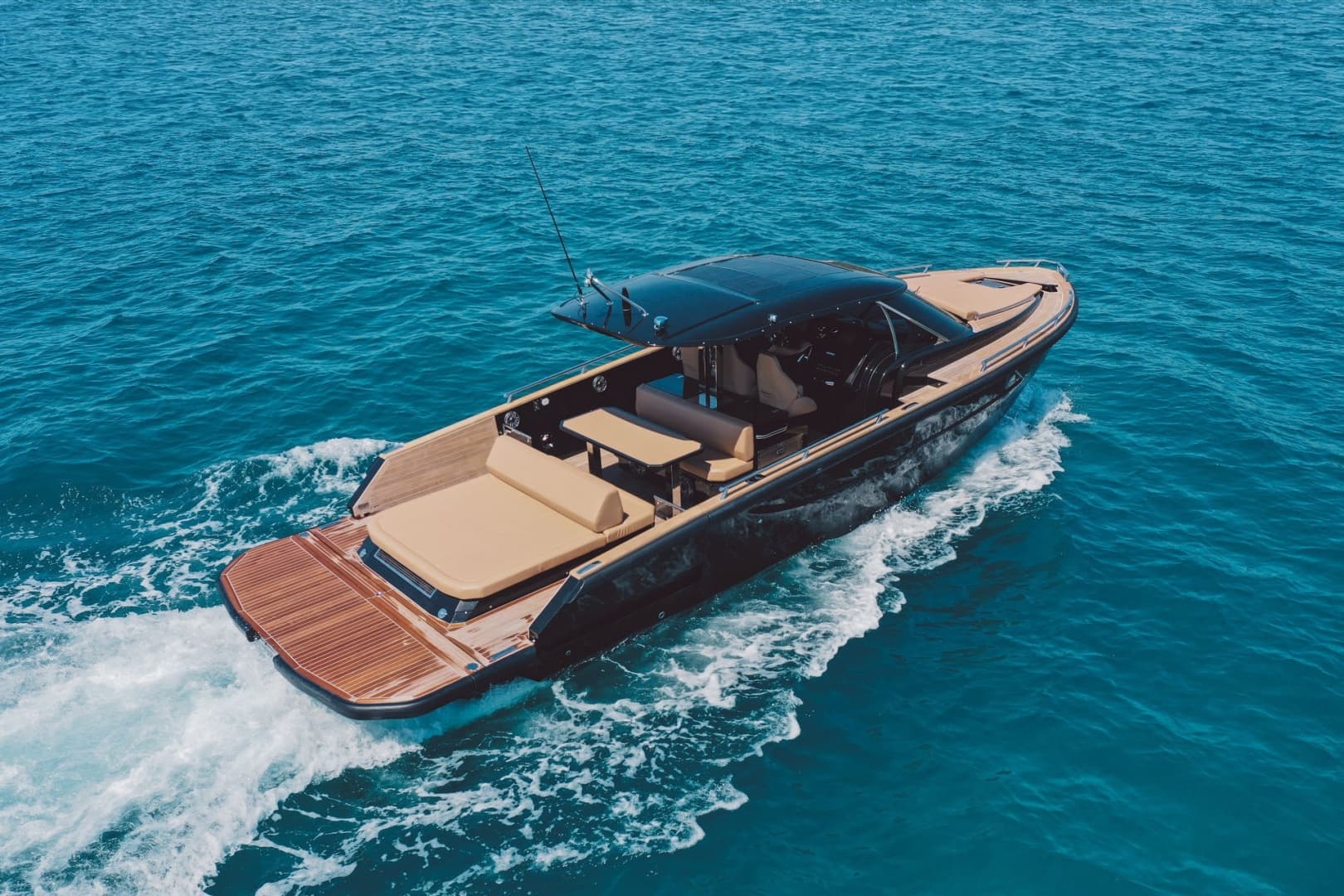 2027 Focus Motor Yachts Forza — 2027 · 37' · 1 Cabin · New